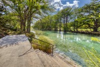 Frio Canyon Real Estate